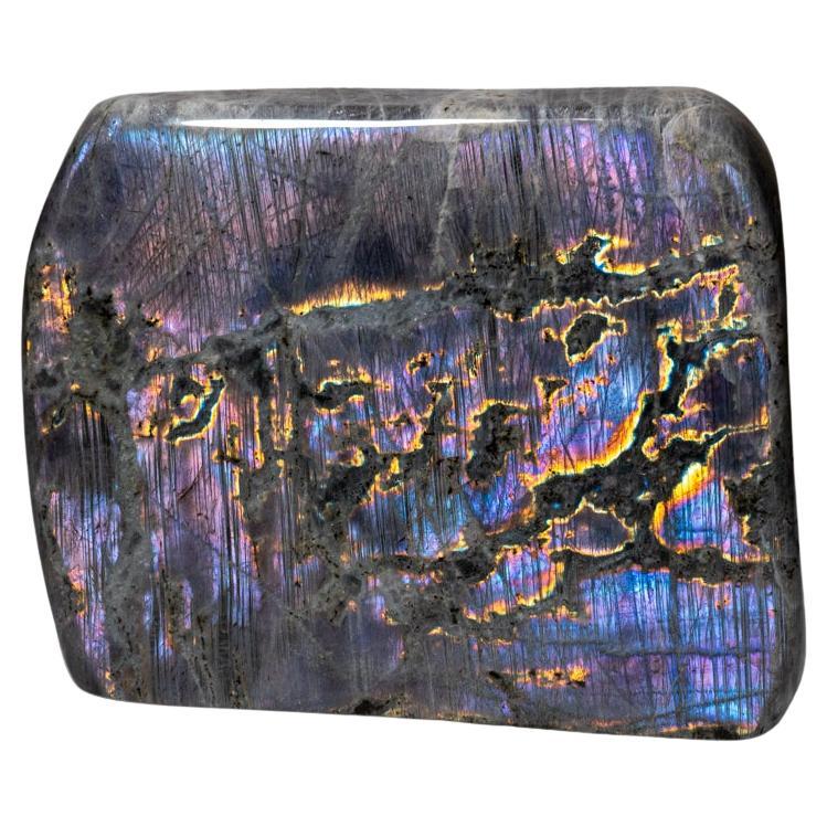 Labradorite lucida a forma libera del Madagascar (9.4 lbs) in vendita