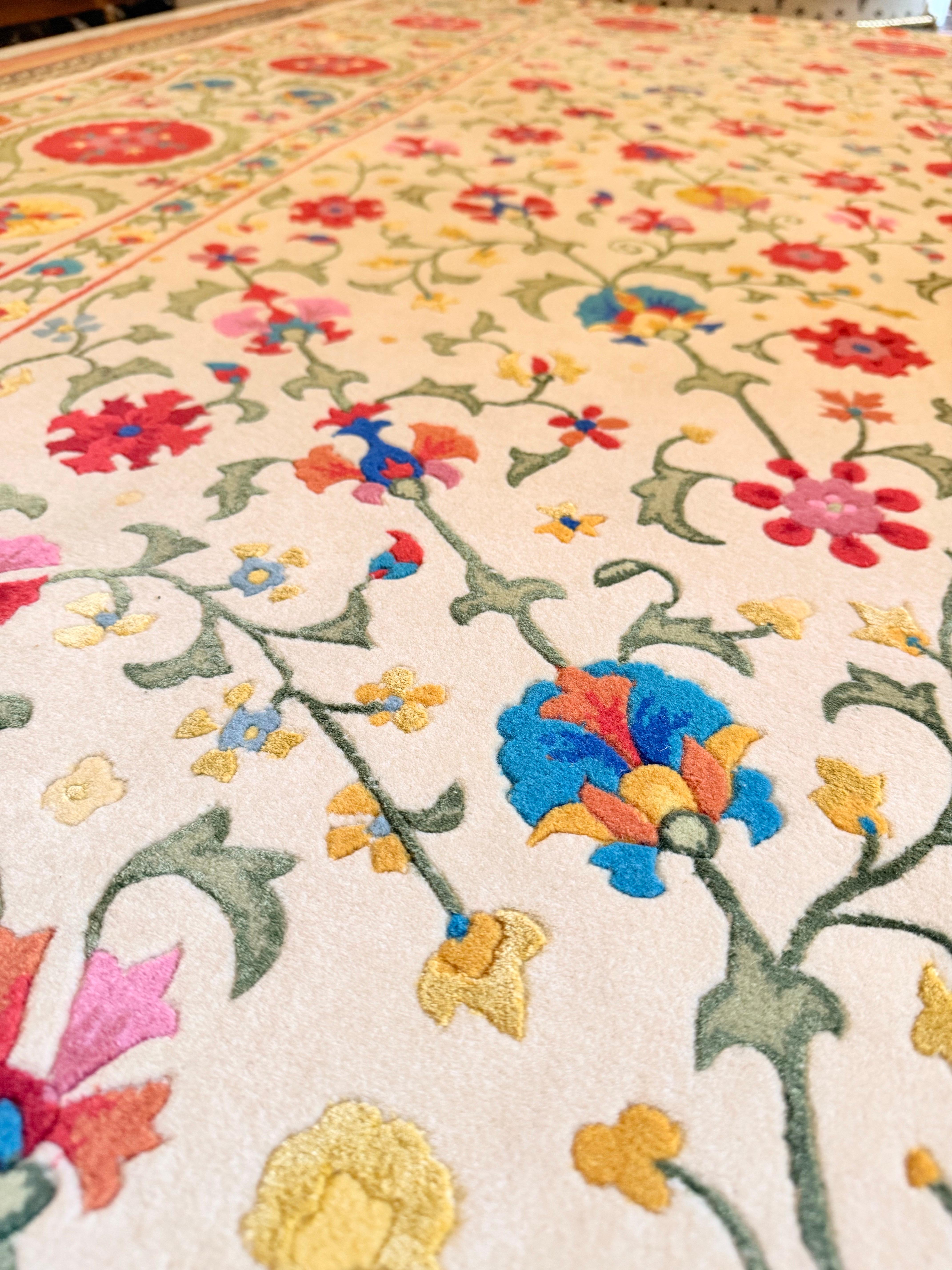 Via Como - 'Suzanni 6' Teppich Handgeknüpfter Teppich aus Wolle und Seide 6x9 Seltener Vintage im Angebot 2