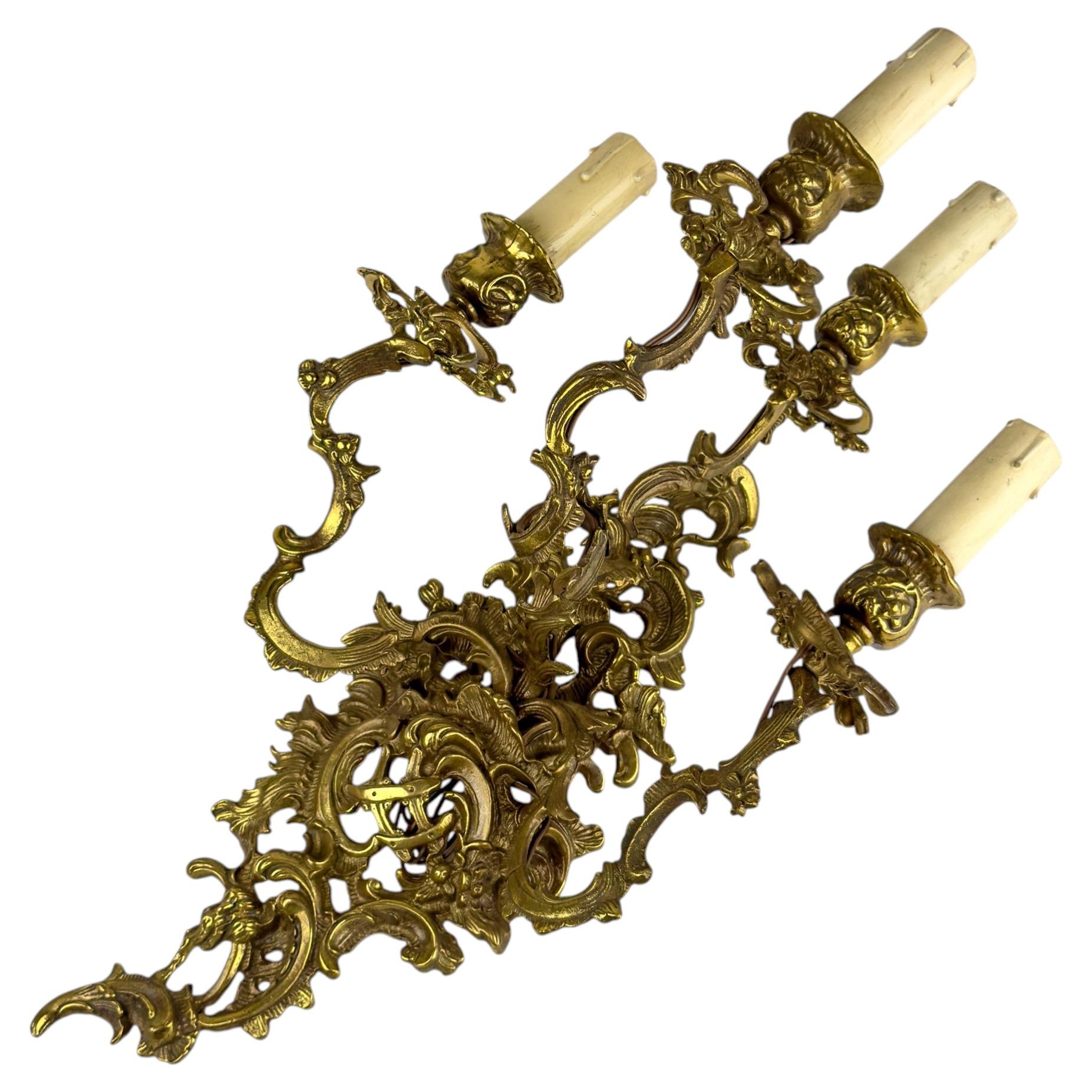 Wandleuchte im Vintage-Bronze-Stil – Italienische Wohnkultur – Italien, 1930er Jahre im Angebot