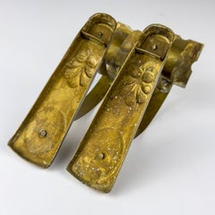 Soportes antiguos de latón para barras de cortina de estilo Art Nouveau, juego de 2, Austria, años 1900