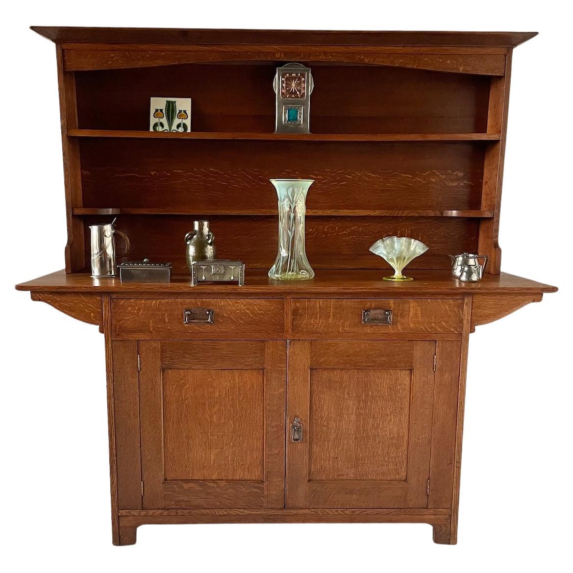 Arts and Crafts- Cottage-Kommode aus Eiche von Liberty & Co