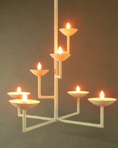 Lampadario a sette cupole di Tracey Garet in gesso bianco
