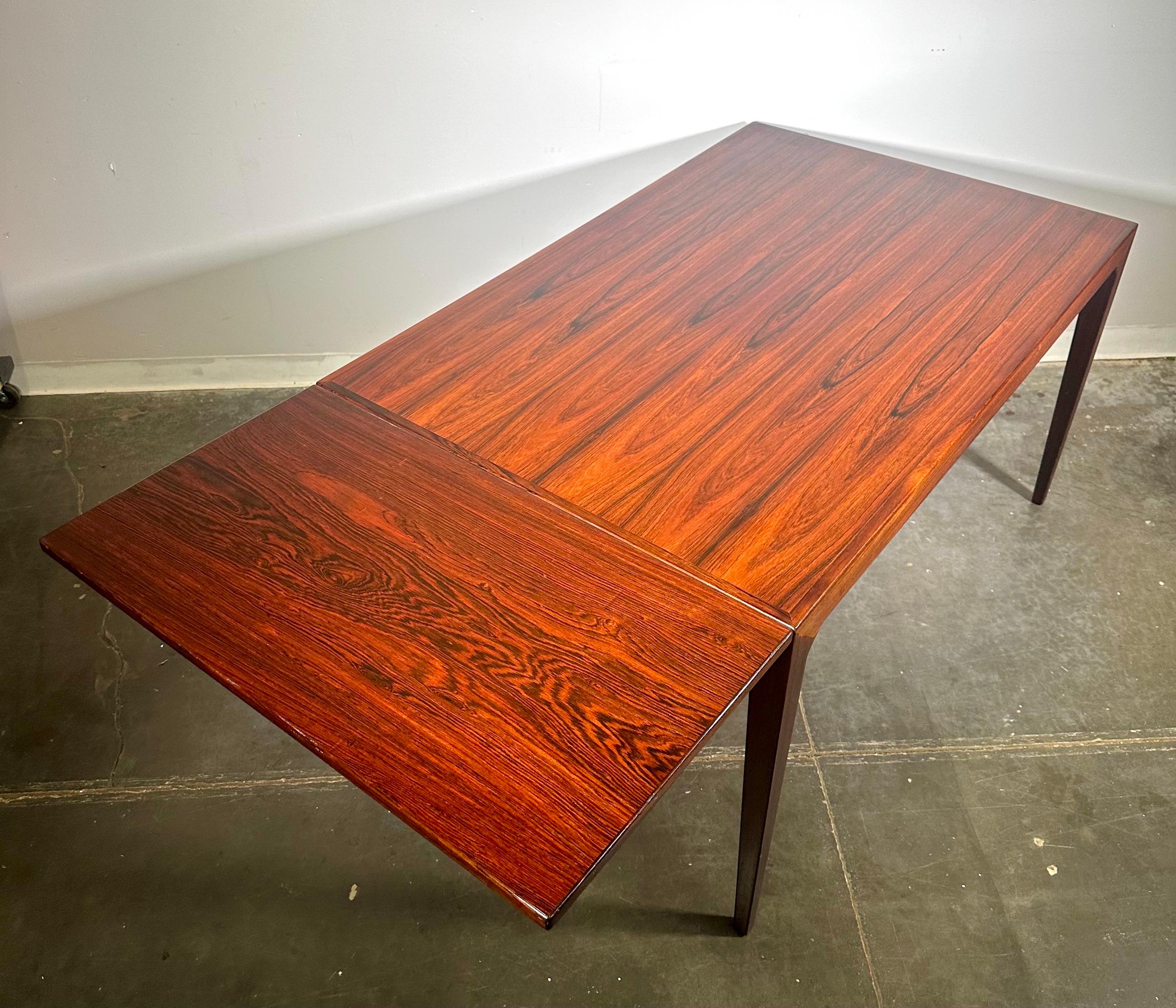 Danish MCM Rosewood Expandable Dining Table, circa 1960 2