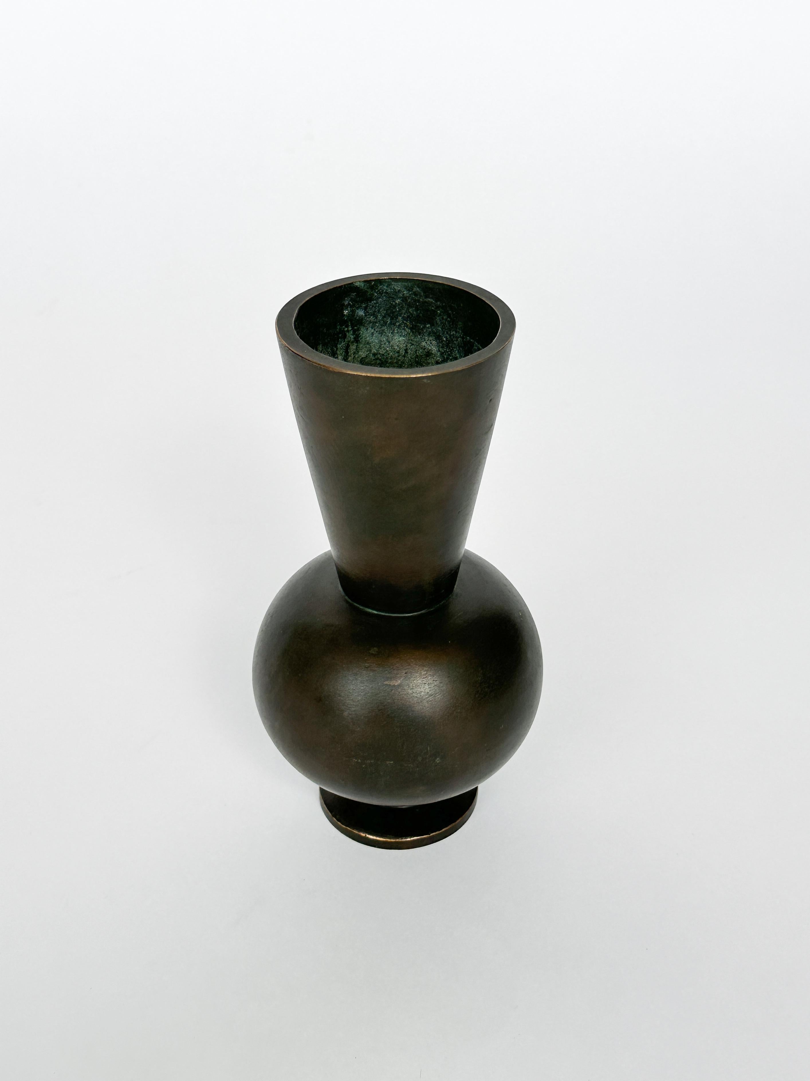 Mid-20th Century Art Deco Swedish Bronze Vase 1930s Swedish Grace For Sale
