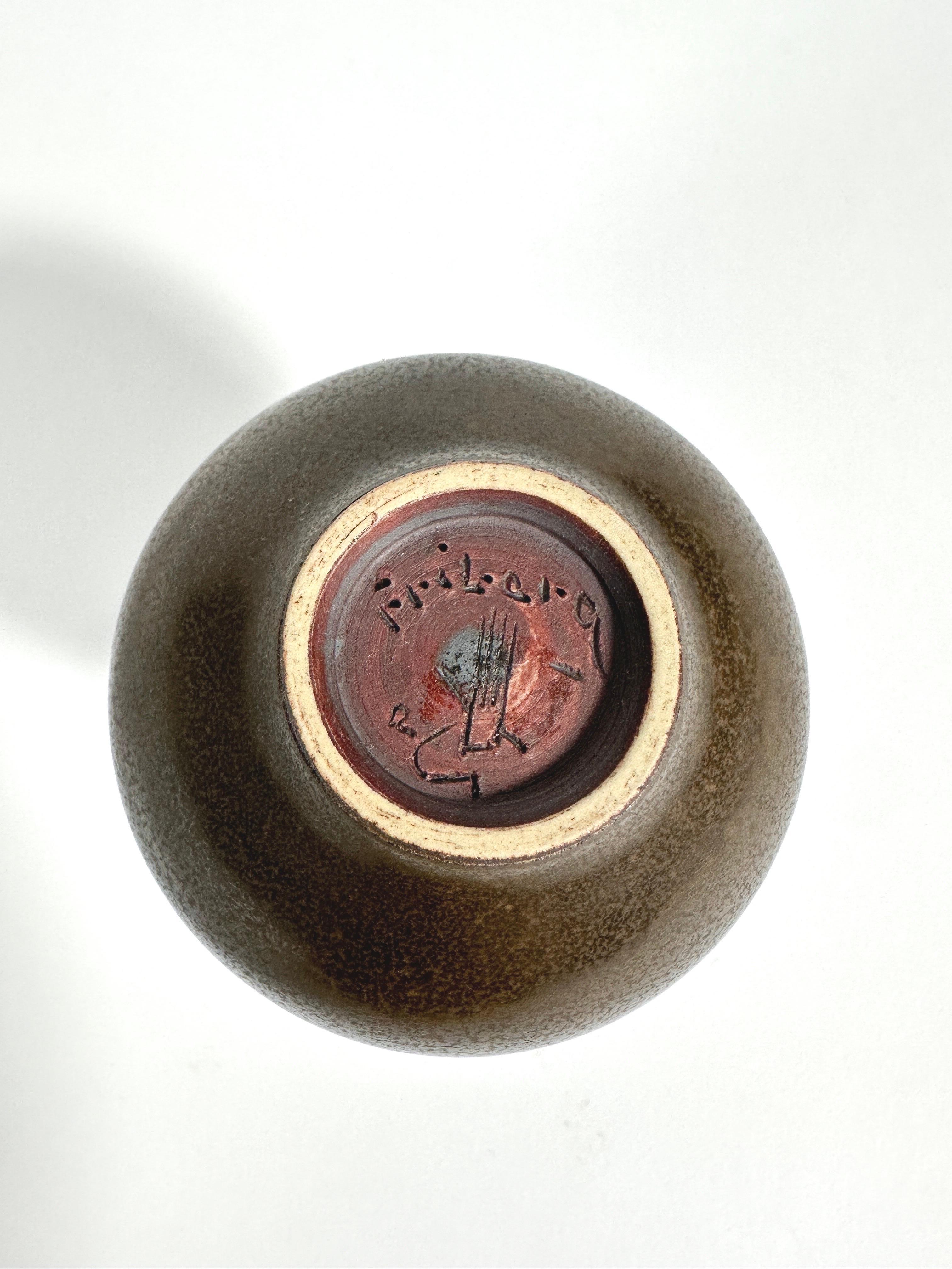 Berndt Friberg Vase Marron Lièvres Fourrure Gustavsberg Suède 1974 en vente 4