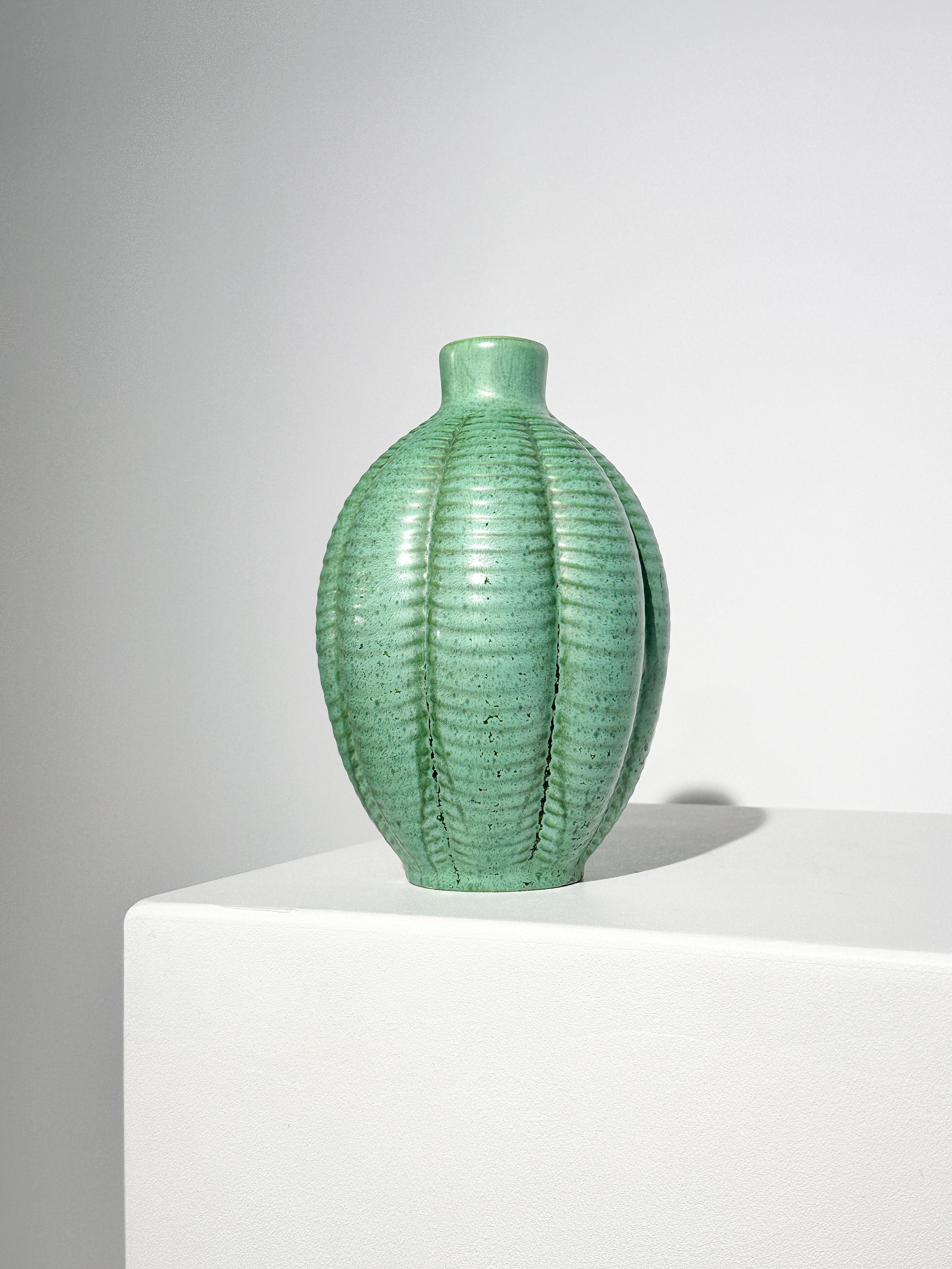 Svedese Anna Lisa Thomson Vaso Greene & Greene Ekeby Svezia anni '30 in vendita