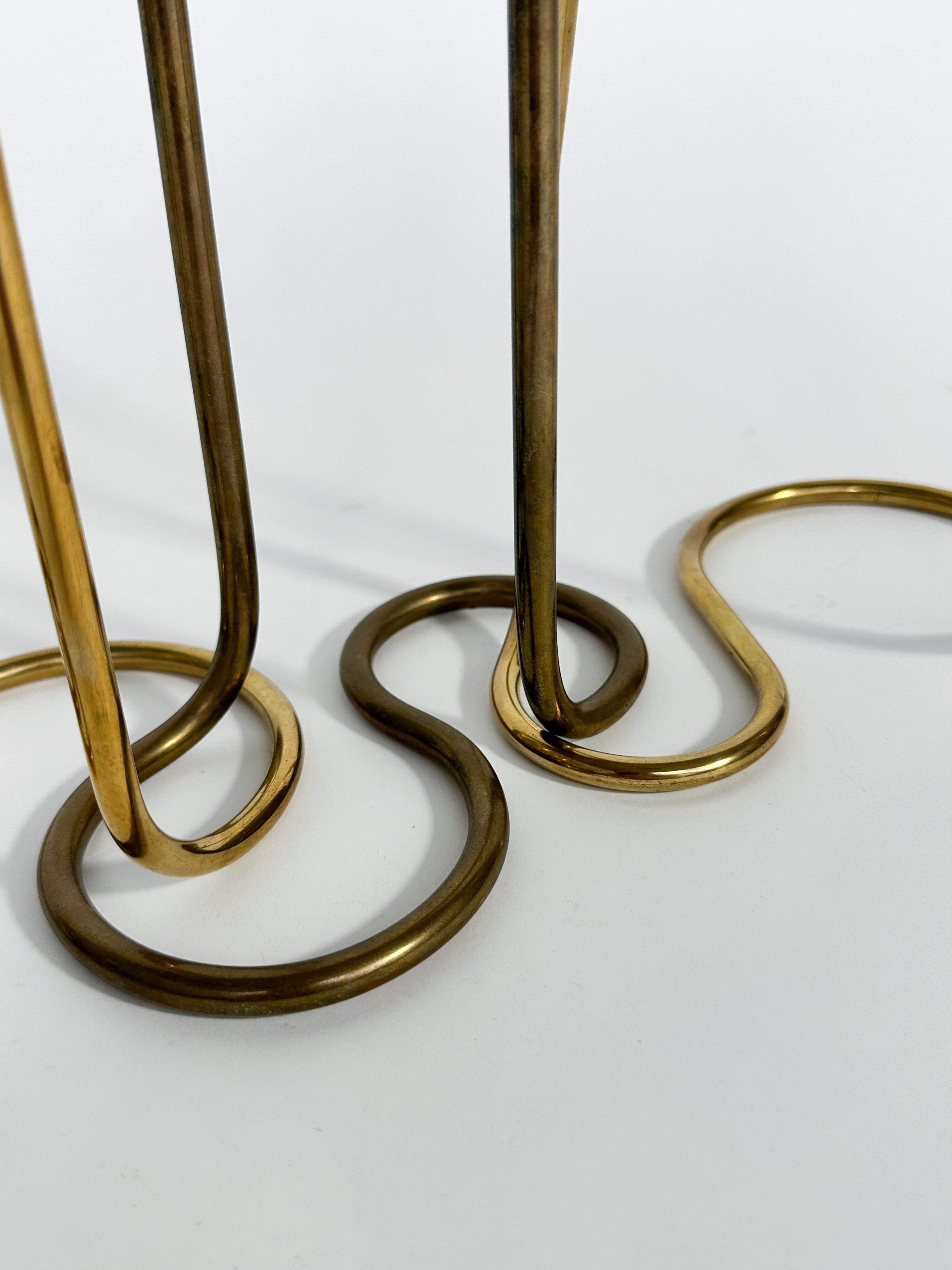 Set di quattro portacandele in ottone serpentino Illums Bolighus Danimarca 1950s in vendita 9