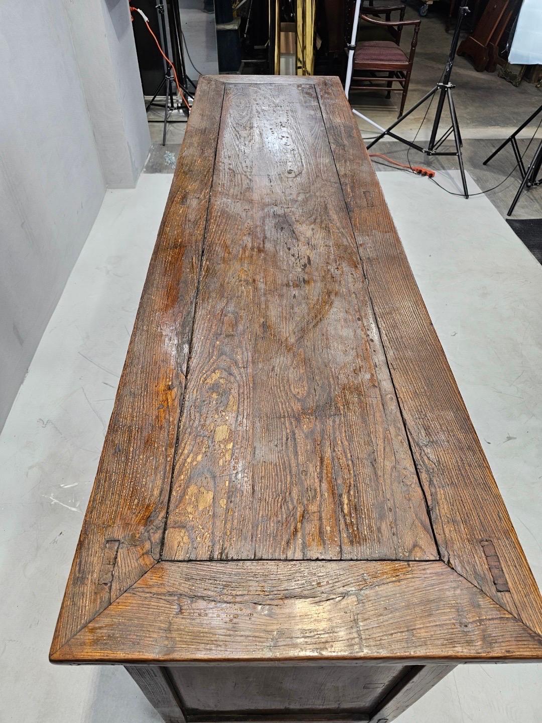 Antique Shanxi Province Elm and Brown Lacquer Sideboard For Sale 9