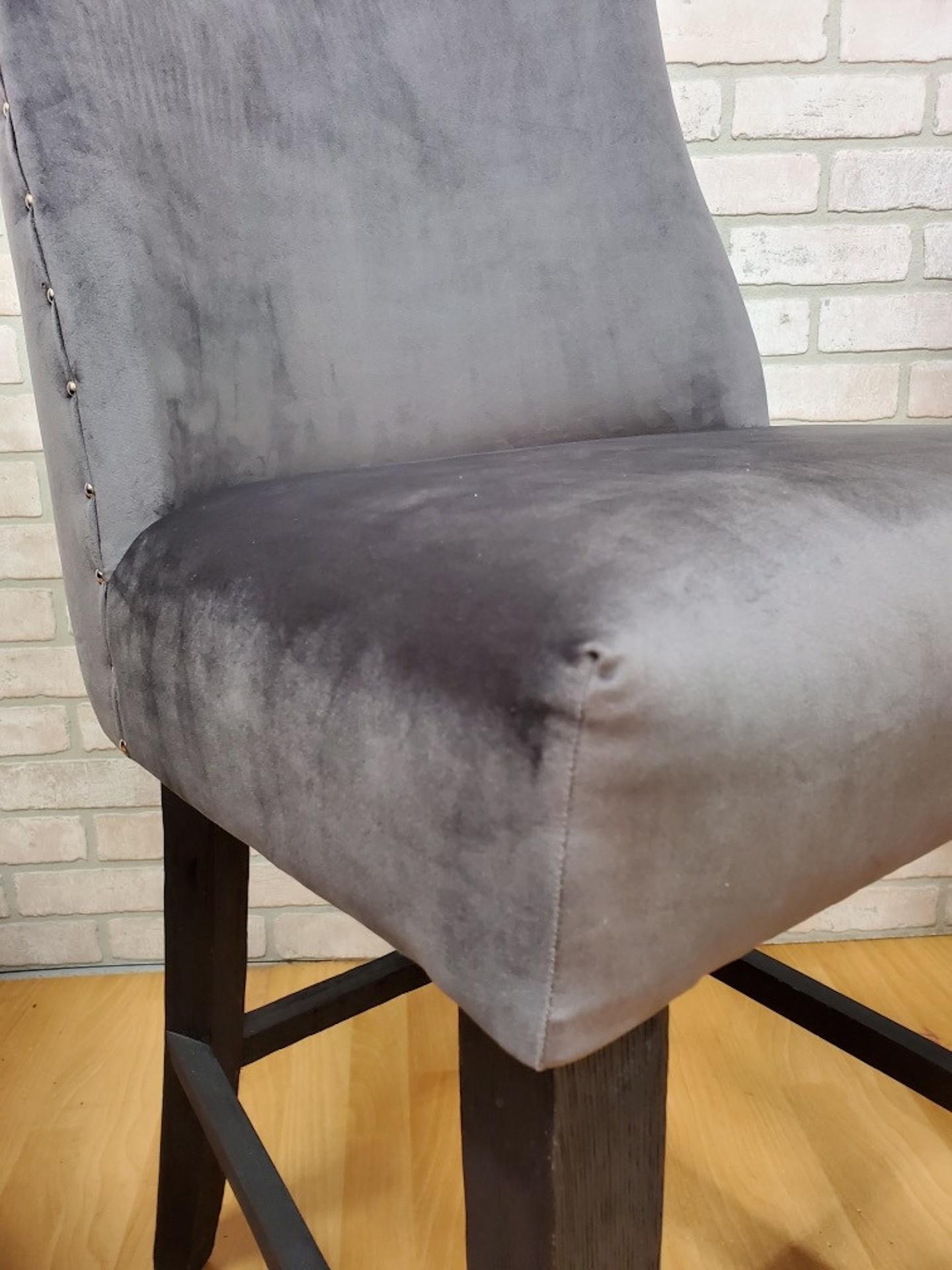 Restoration Hardware Französisch Hocker in Barrelback neu gepolstert - Satz von 3 im Angebot 5