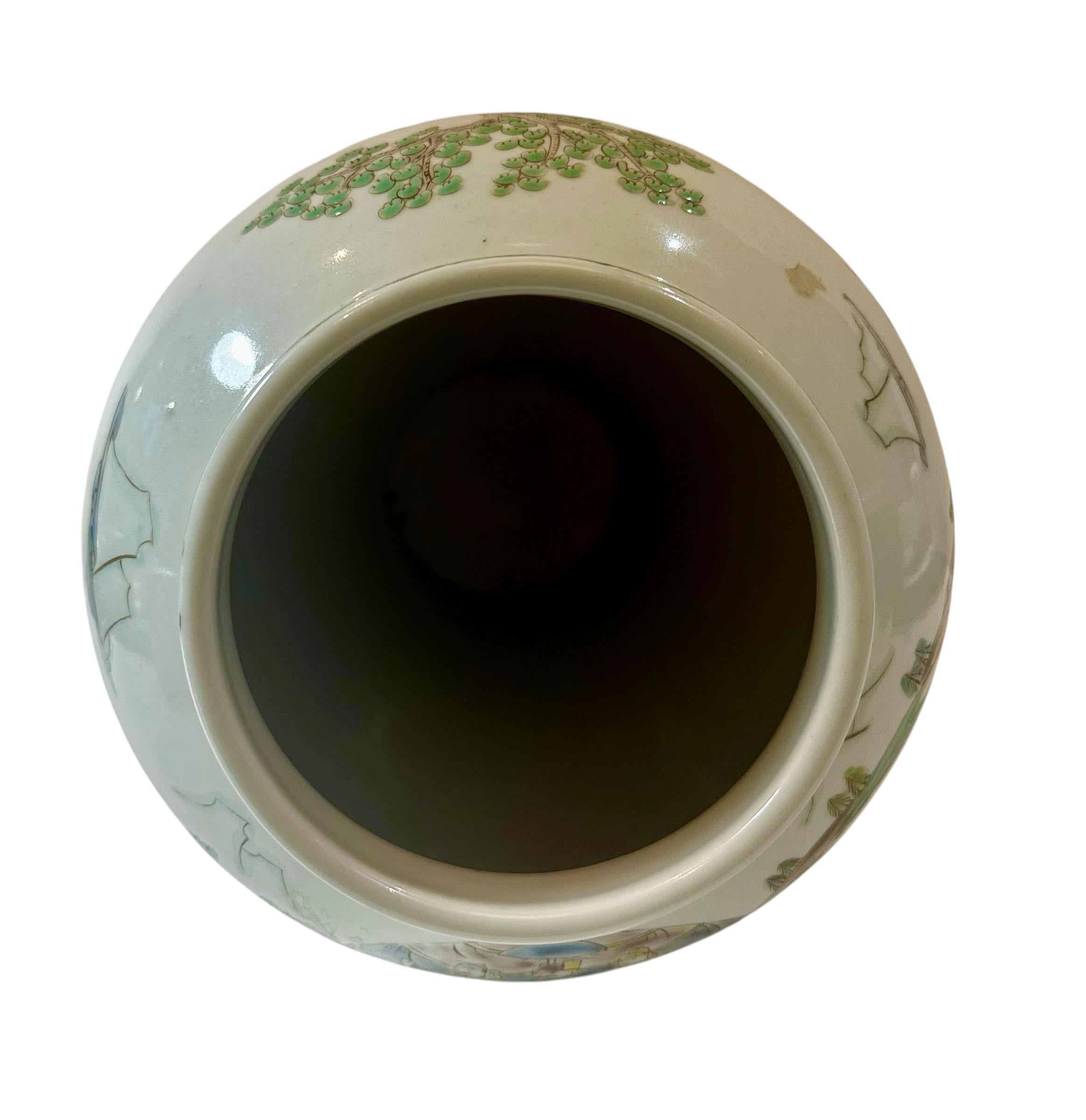Vaso a balaustro con coperchio Famille Rose cinese del XIX secolo in vendita 2