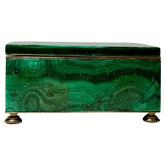 Scatola decorativa del XIX secolo in malachite e ottone