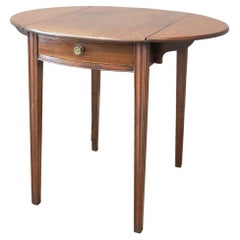 Georgian mahogany Pembroke table with marquetry inlay