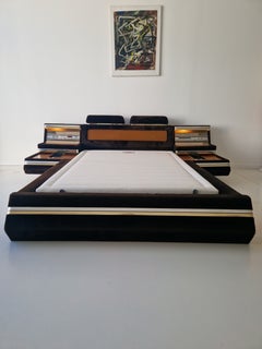 1970s Space Age Platform Bed by Fratelli Prosperio, Integrated Lighting & Radio