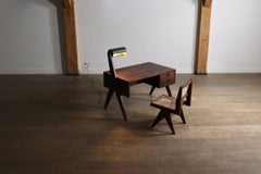 Bureau de Pierre Jeanneret avec lampe intégrée, Chandigarh, années 1950