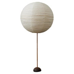 Early Isamu Noguchi Akari light sculpture, Model BB2/20A, Globe Bamboo Stand