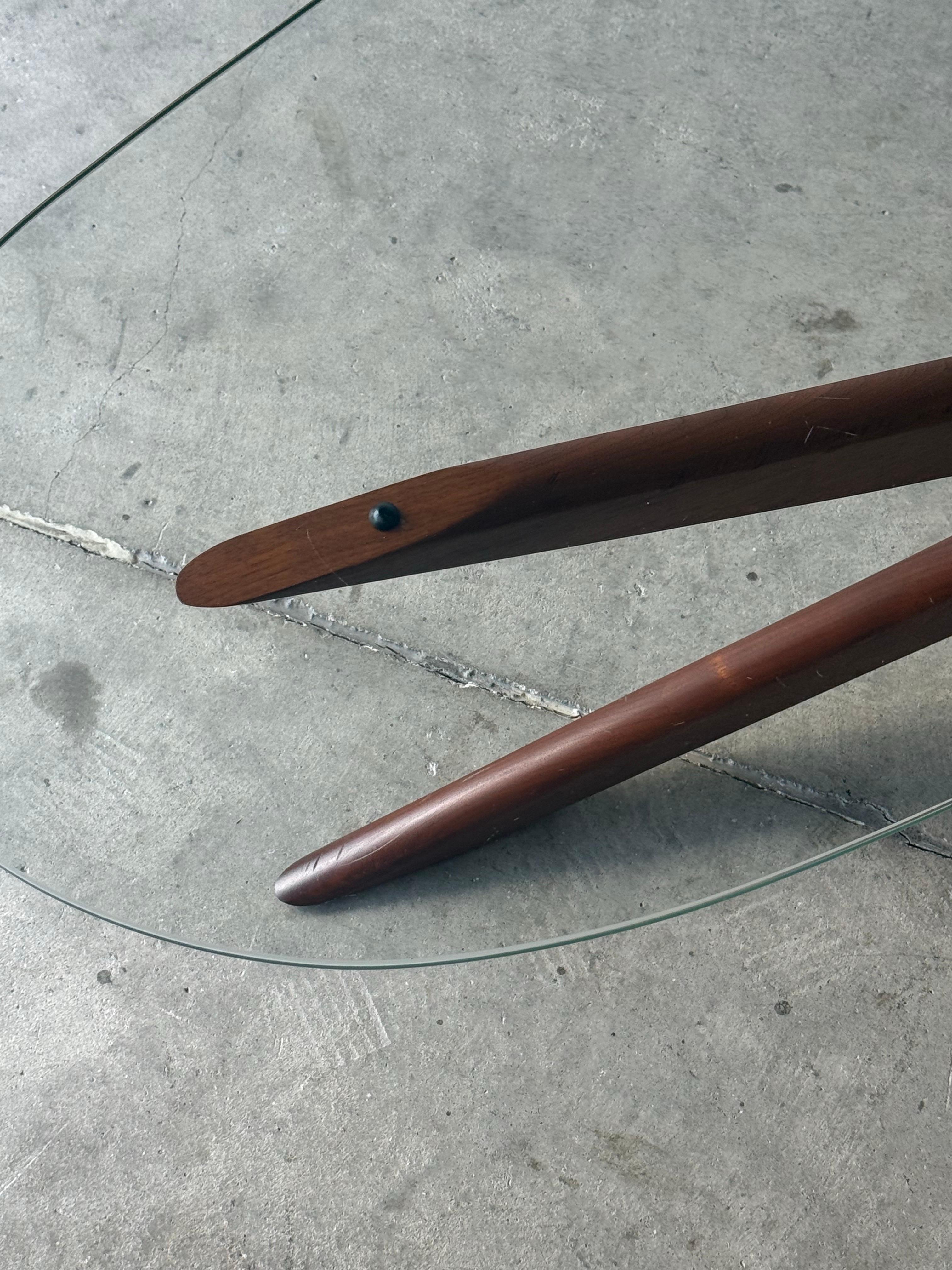 Mid-Century Modern Kidney Coffee Table by Adrian Pearsall For Sale 2