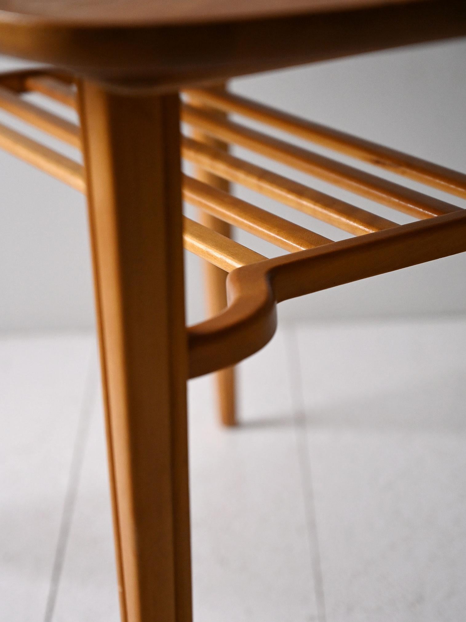 Mid-20th Century Coffee table scandinavo anni ’60 in frassino For Sale