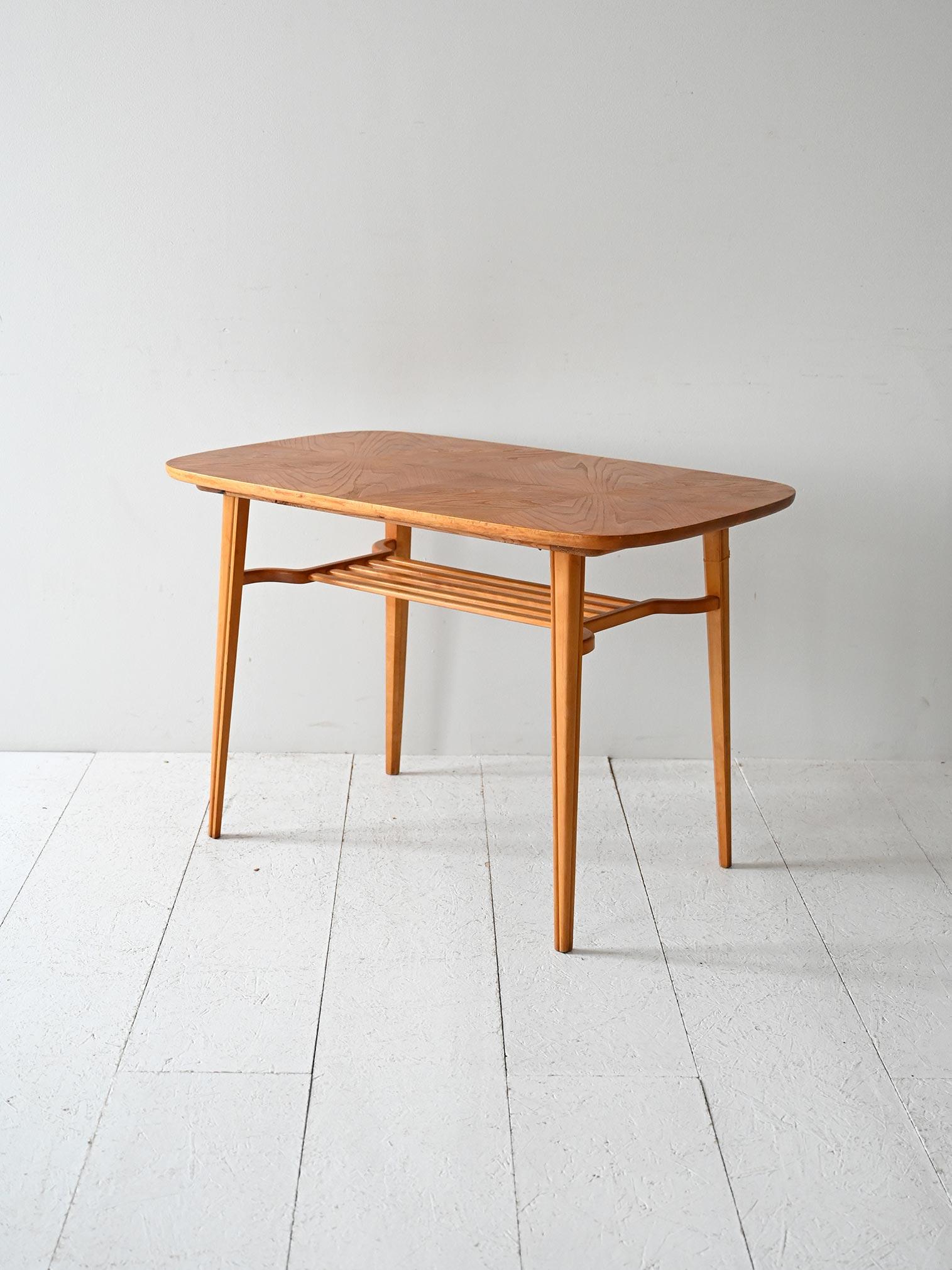 Scandinavian Modern Coffee table scandinavo anni ’60 in frassino For Sale