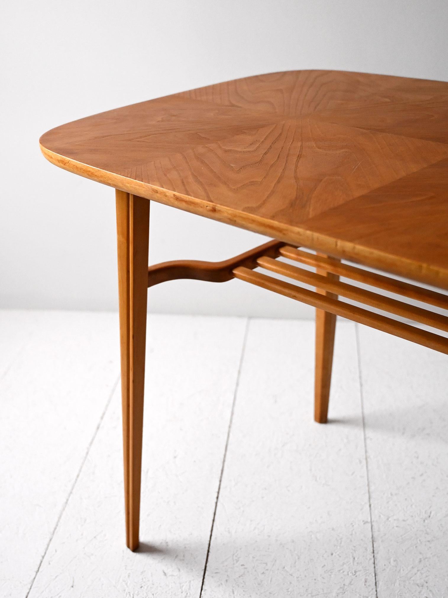 Coffee table scandinavo anni ’60 in frassino In Good Condition For Sale In Brescia, IT