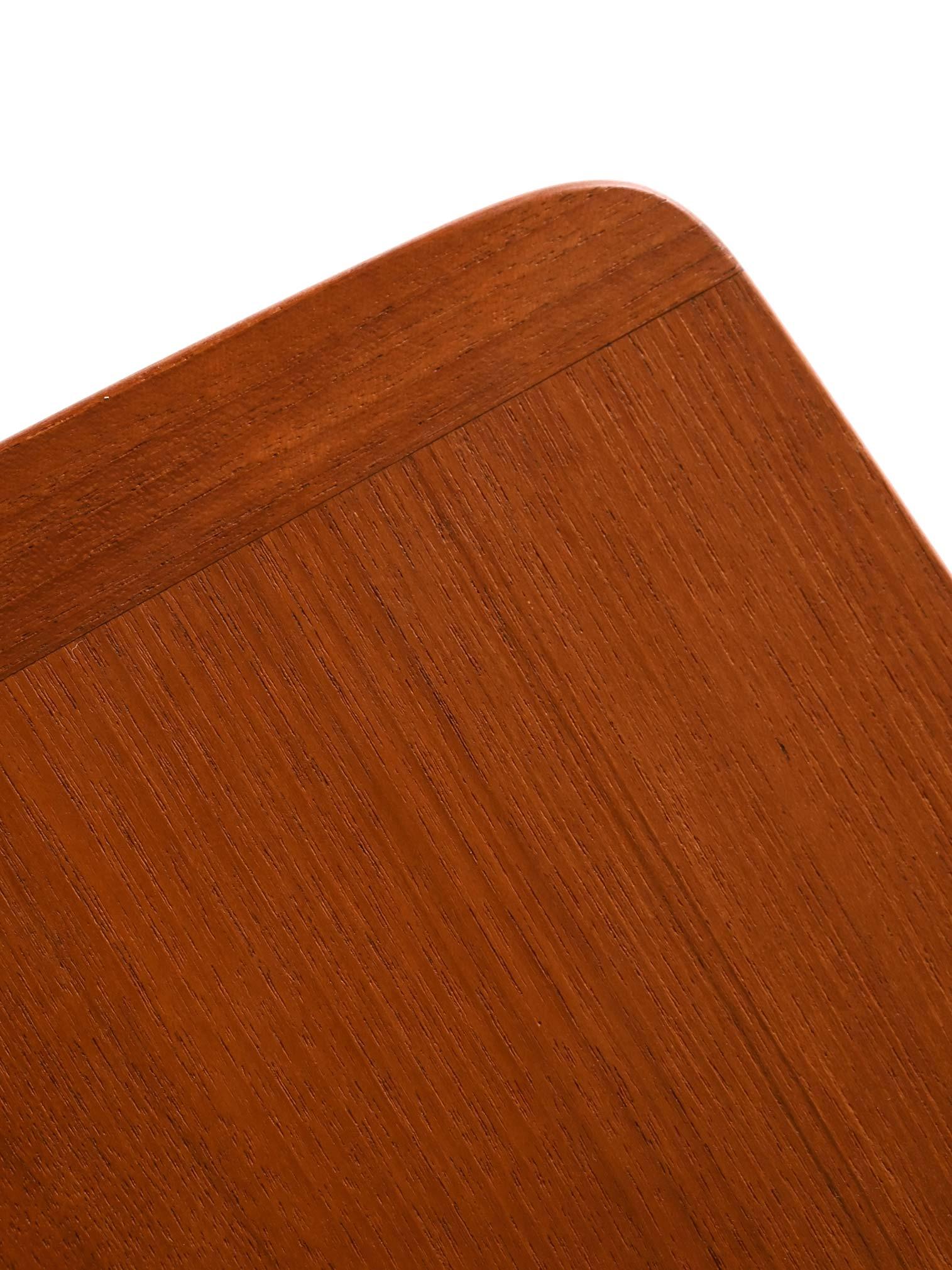 Scandinavian Set 3 tavolini scandinavi anni ’60 in teak in vendita