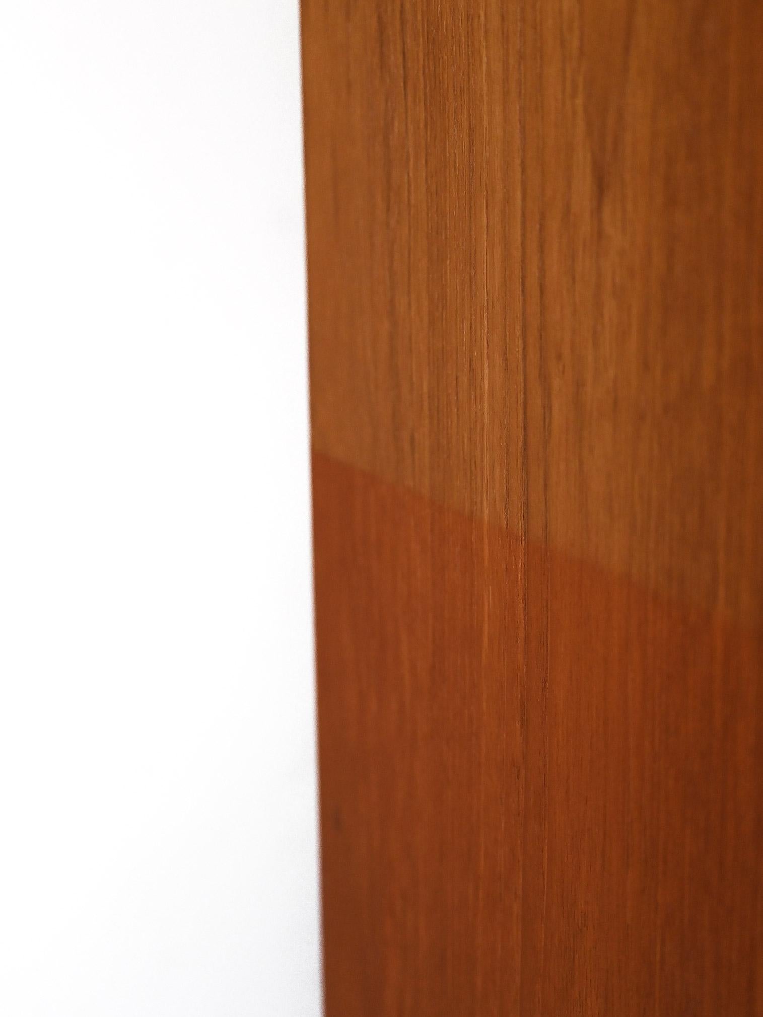 Teak Libreria scandinava anni 60 in teak con vano contenitore in vendita