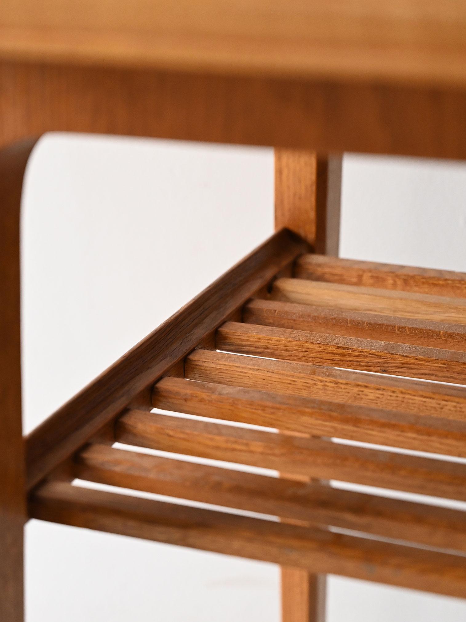 Tavolino da salotto scandinavo anni 60 in rovere Bon état - En vente à Brescia, IT