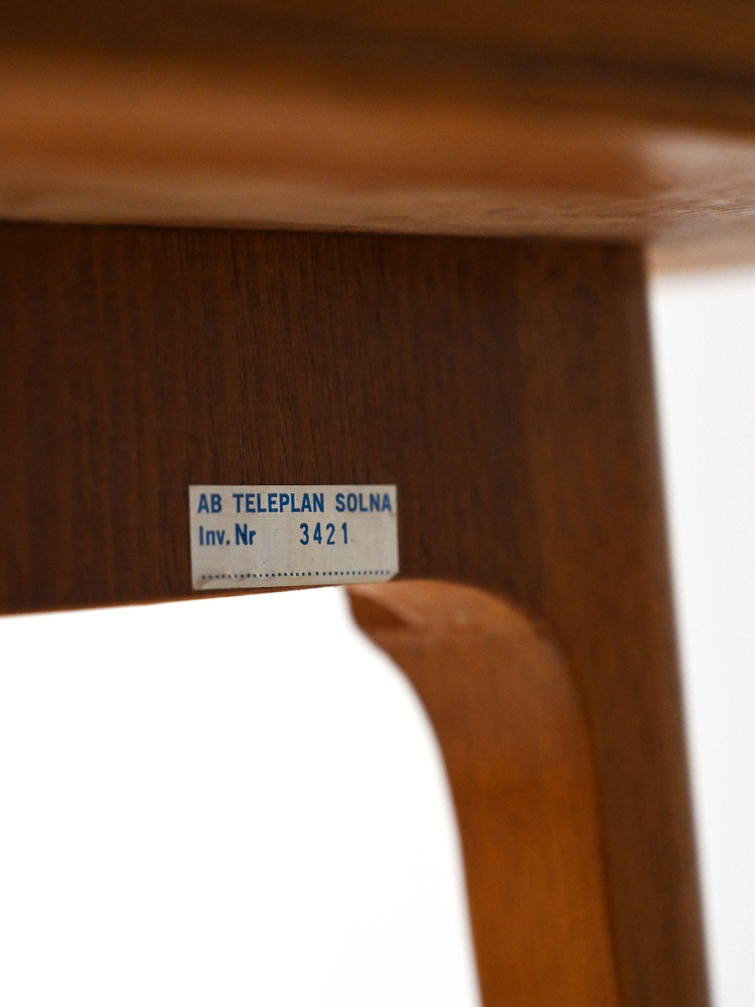 Bois Tavolino da salotto scandinavo anni 60 in rovere en vente