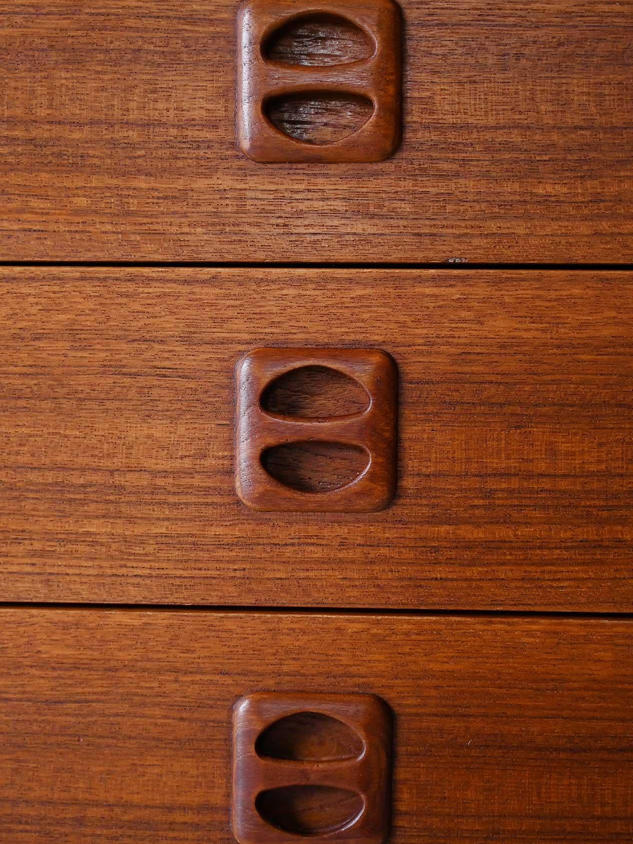 Sideboard scandinavo vintage in teak in vendita 1