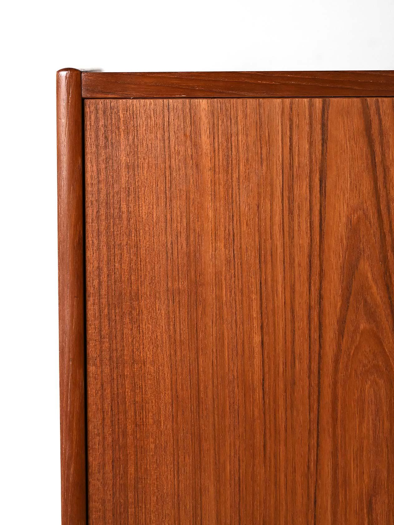 Mid-20th Century Sideboard scandinavo vintage in teak in vendita