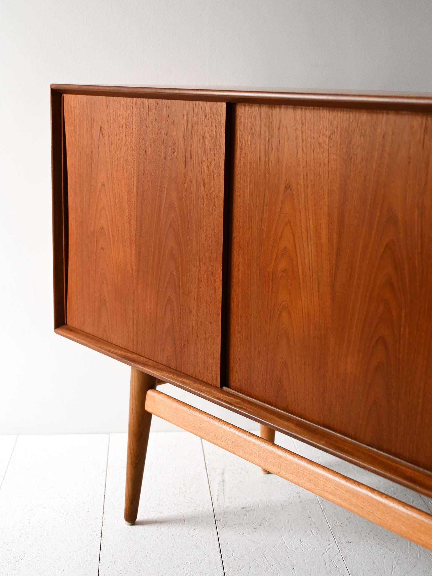 Sideboard scandinavo vintage in teak anni '60 en venta 3