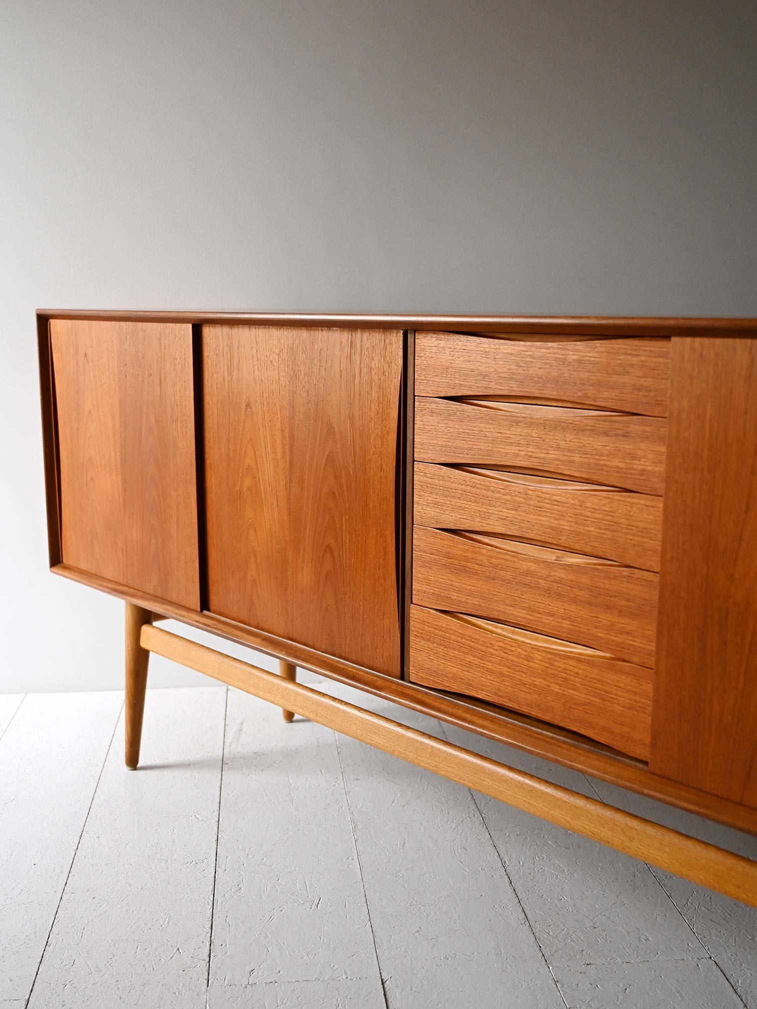 Sideboard scandinavo vintage in teak anni '60 en venta 4