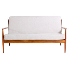 Sofa „118“ von Grete Jalk für France & Daverkosen, 1950er Jahre