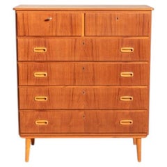 Skandinavische Kommode aus Teakholz mit Details aus Eiche, 1960er Jahre