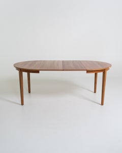 Extendable teak dining table, 1960s