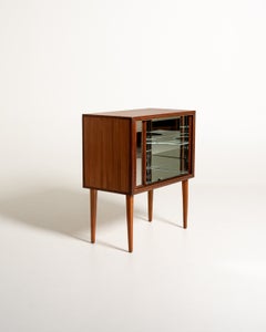 Bar mobile scandinave en teck avec volet, années 50