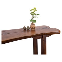 Tavolo da console in acacia di ispirazione nakashima, unico nel suo genere, realizzato a mano