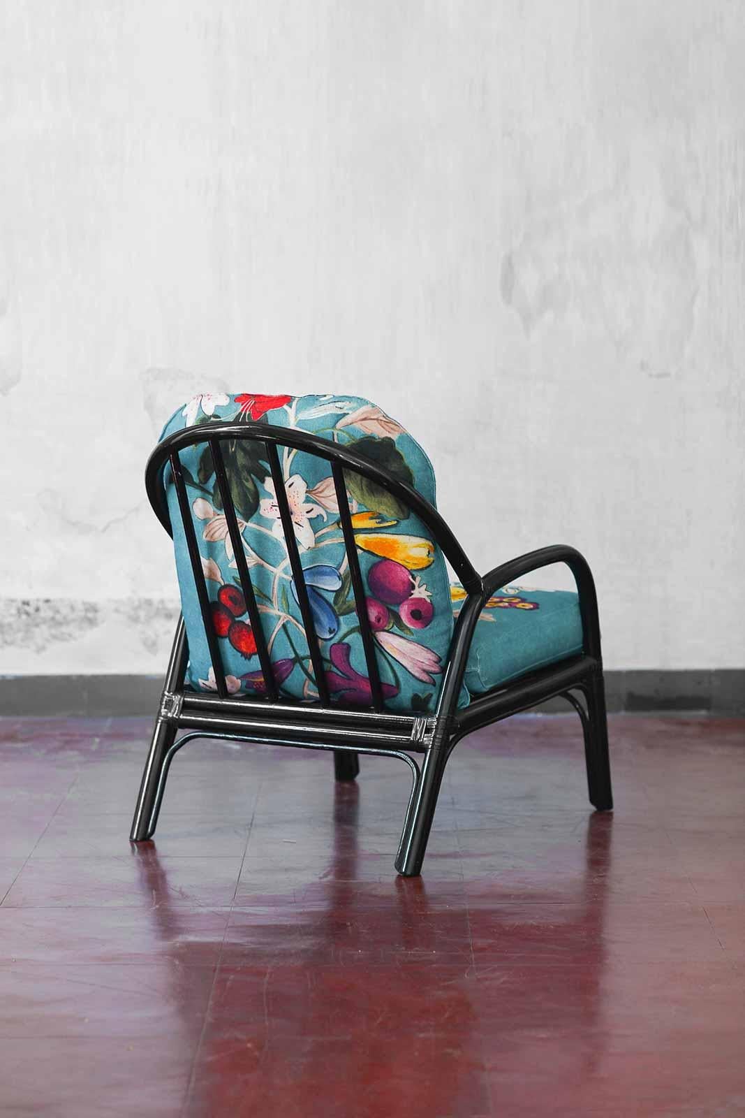 Ensemble de salon en bambou laqué noir avec coussins en tissu 