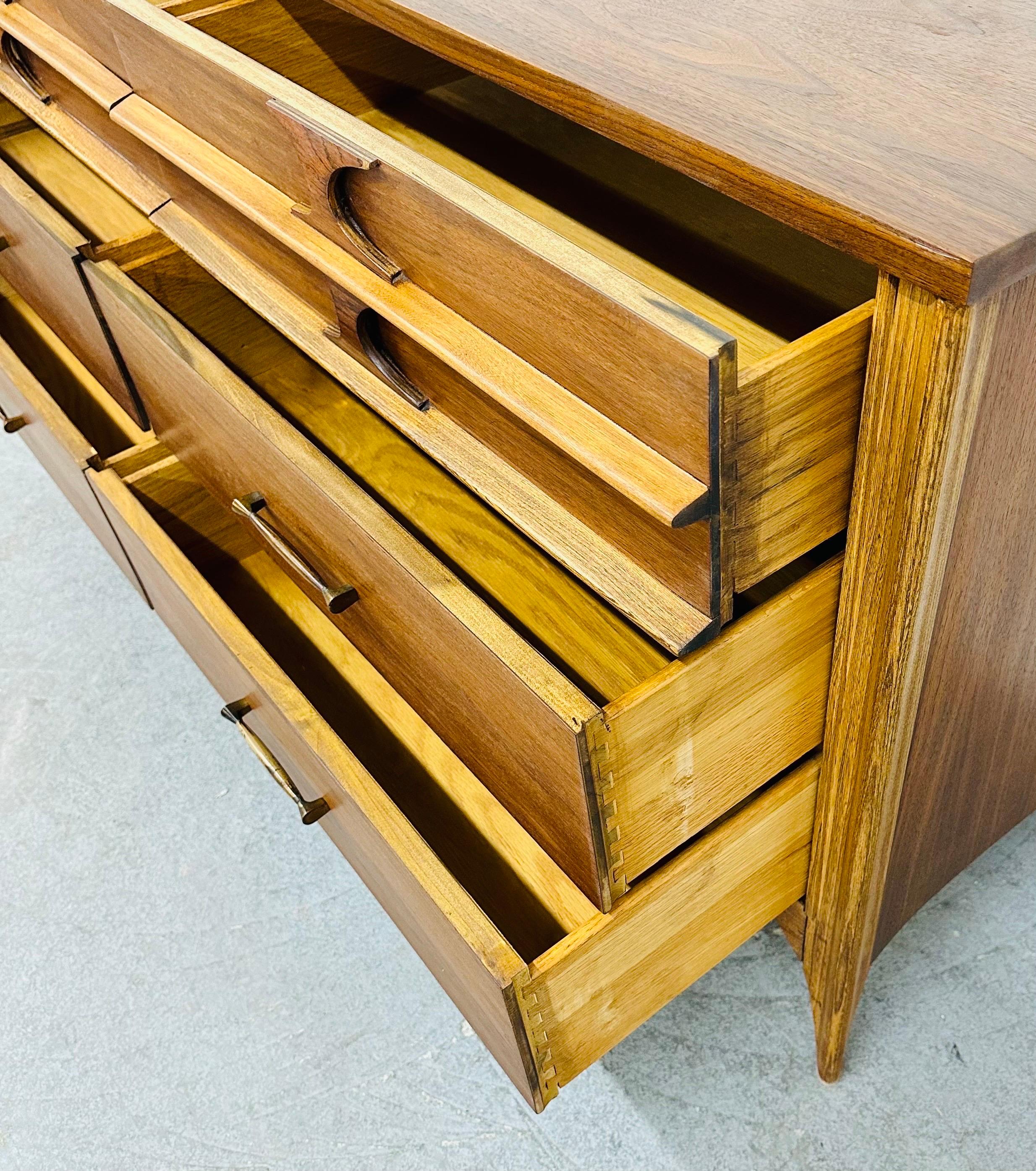 Wood Mid-Century Modern Kent Coffey Perspecta Walnut Double Dresser