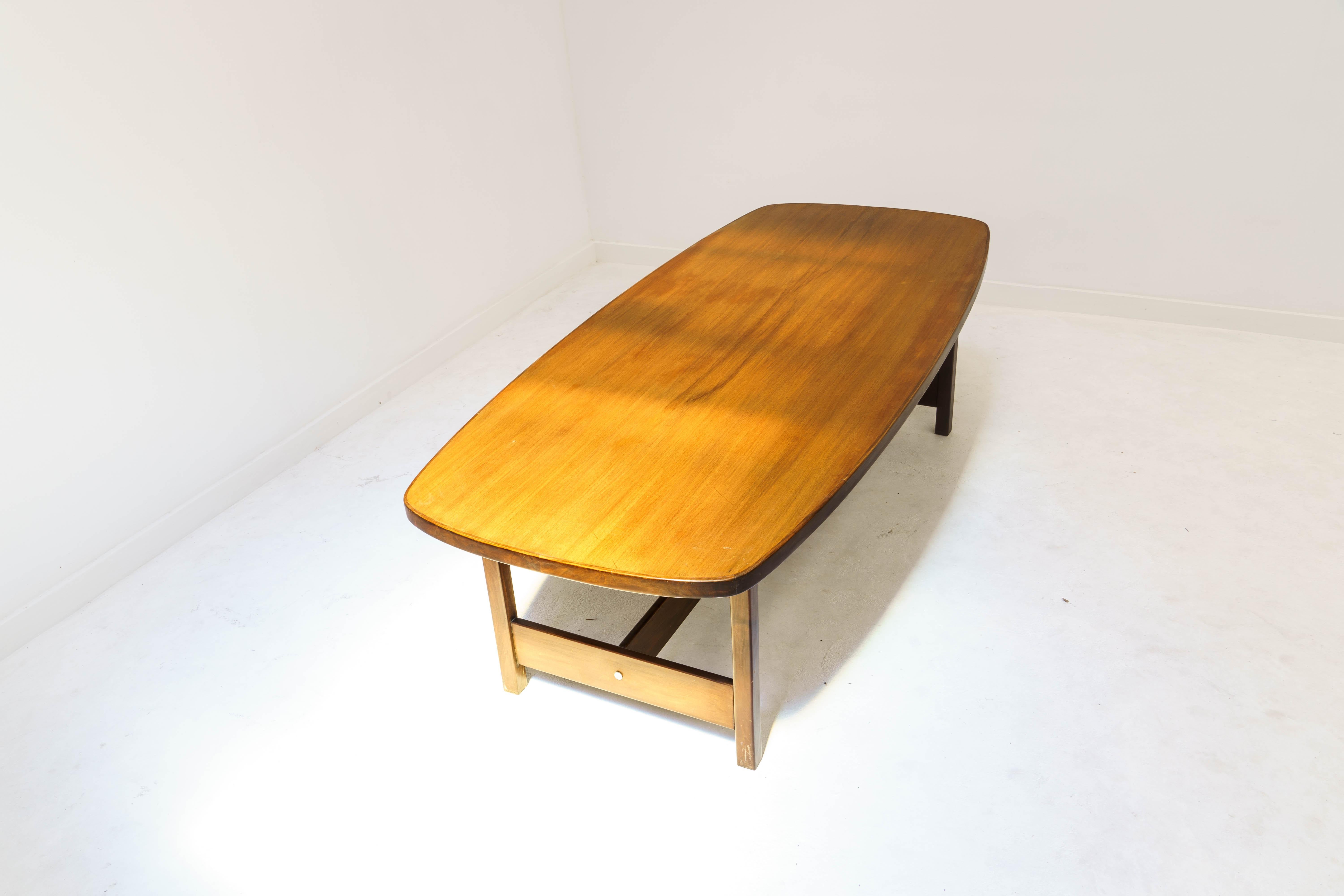 20ième siècle Sérgio Rodrigues, Table à manger Ilidio, 1965 en vente