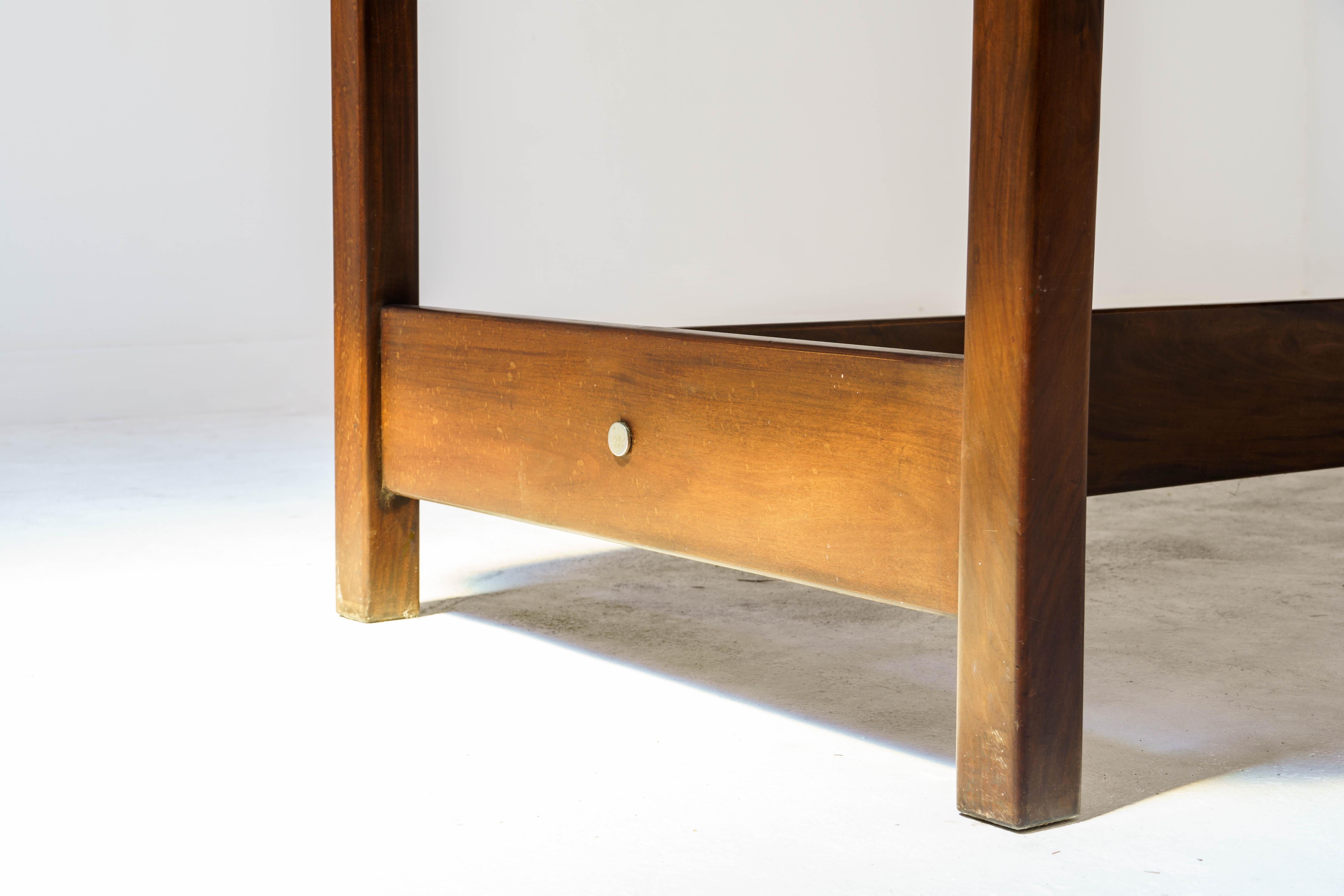 Bois de feuillus Sérgio Rodrigues, Table à manger Ilidio, 1965 en vente