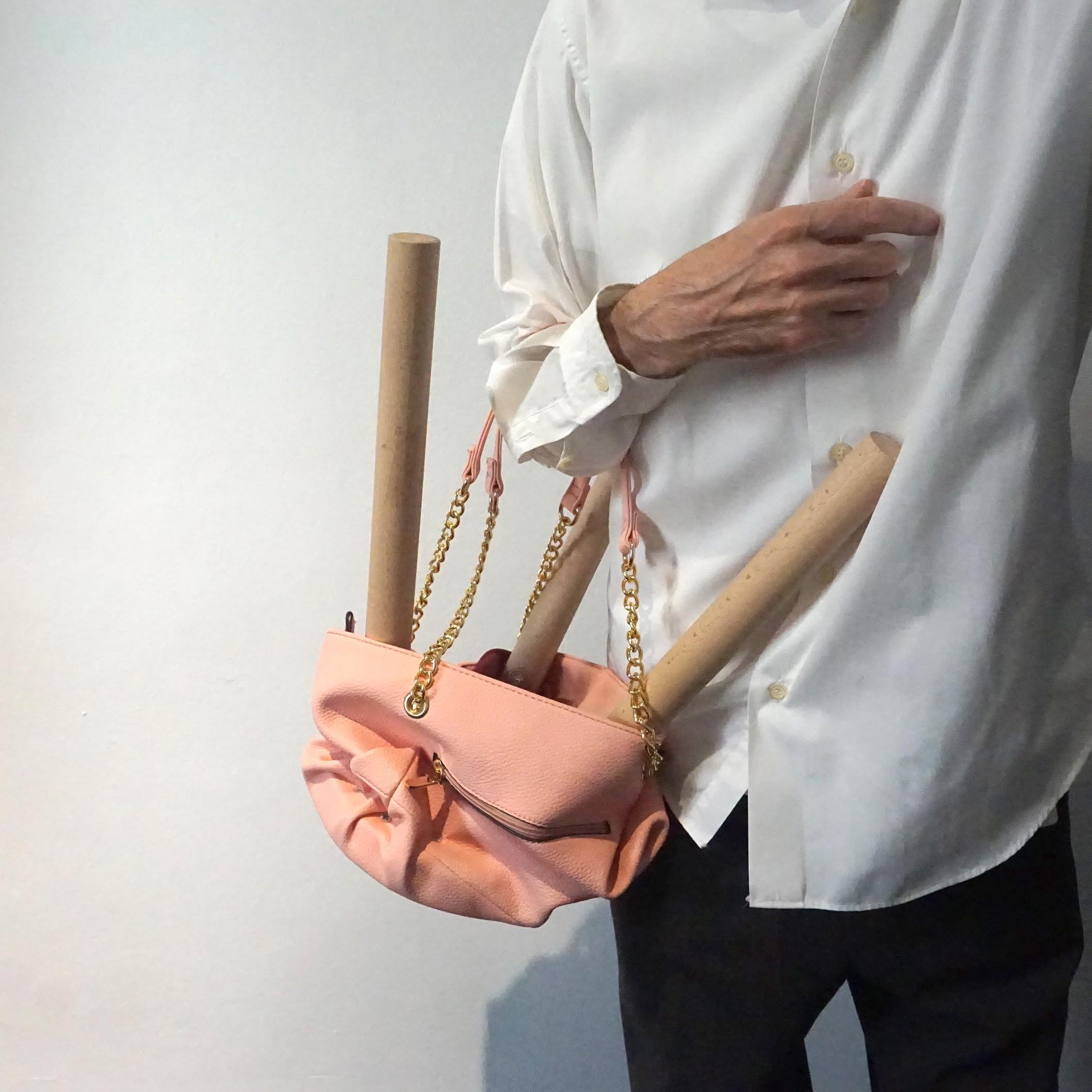 Tabouret bas FB 2 en Wood Wood recyclé avec accents de sacs à bouts ronds roses par Curro Claret en vente 1