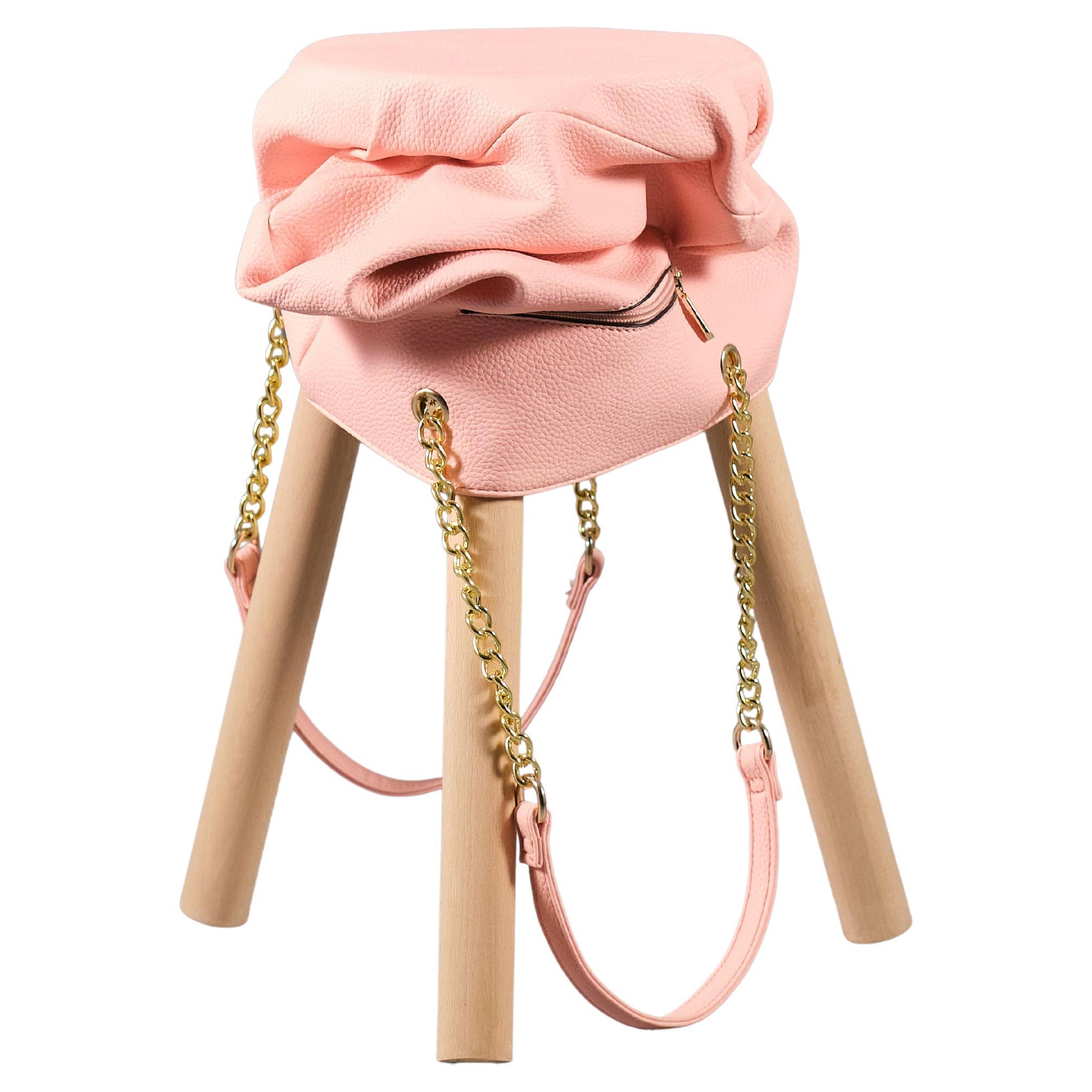 Tabouret bas FB 2 en Wood Wood recyclé avec accents de sacs à bouts ronds roses par Curro Claret