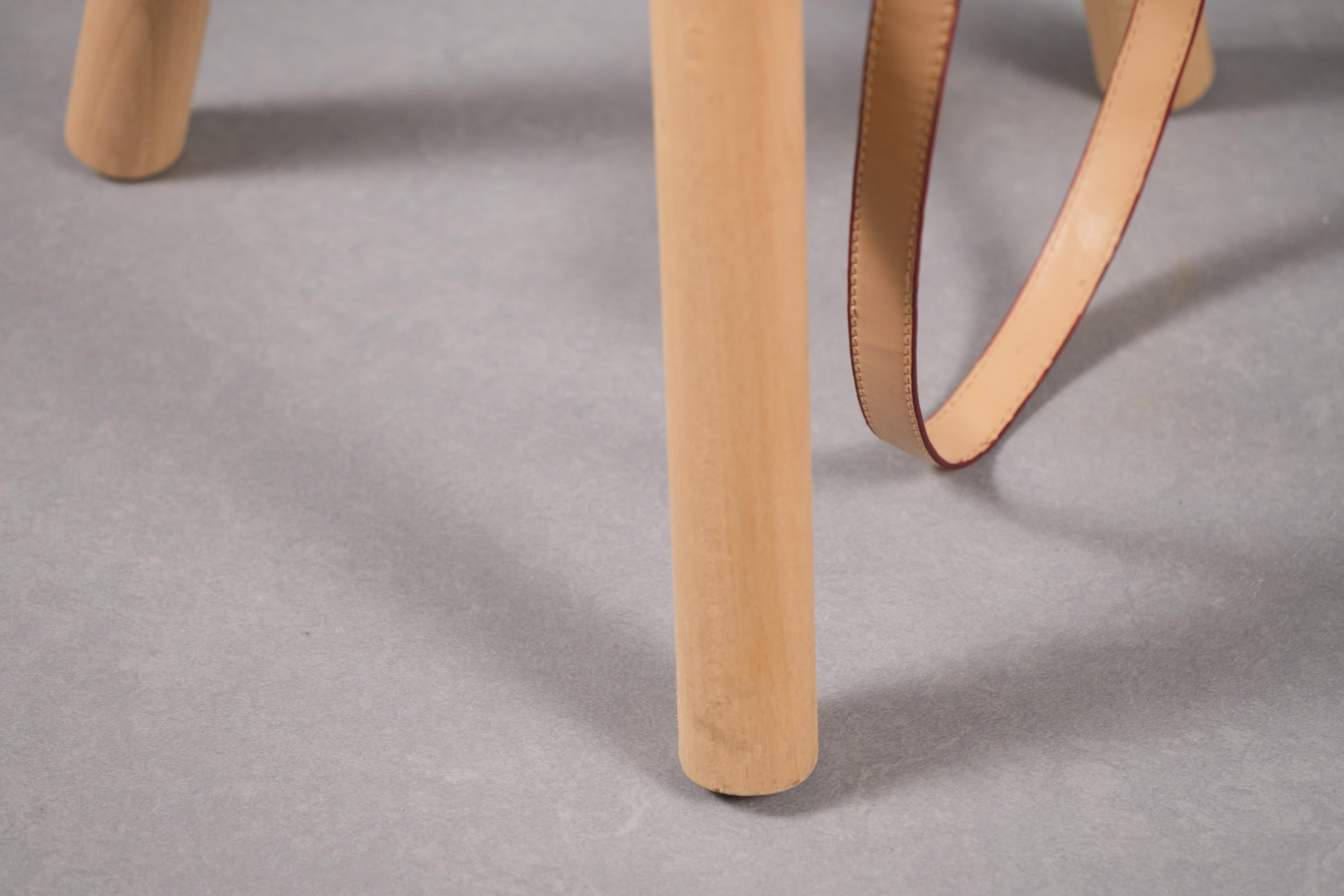 Tabouret bas FB 1 en Wood Wood récupéré avec sac Knock-Off en faux cuir par Curro Claret Neuf - En vente à Barcelona, ES