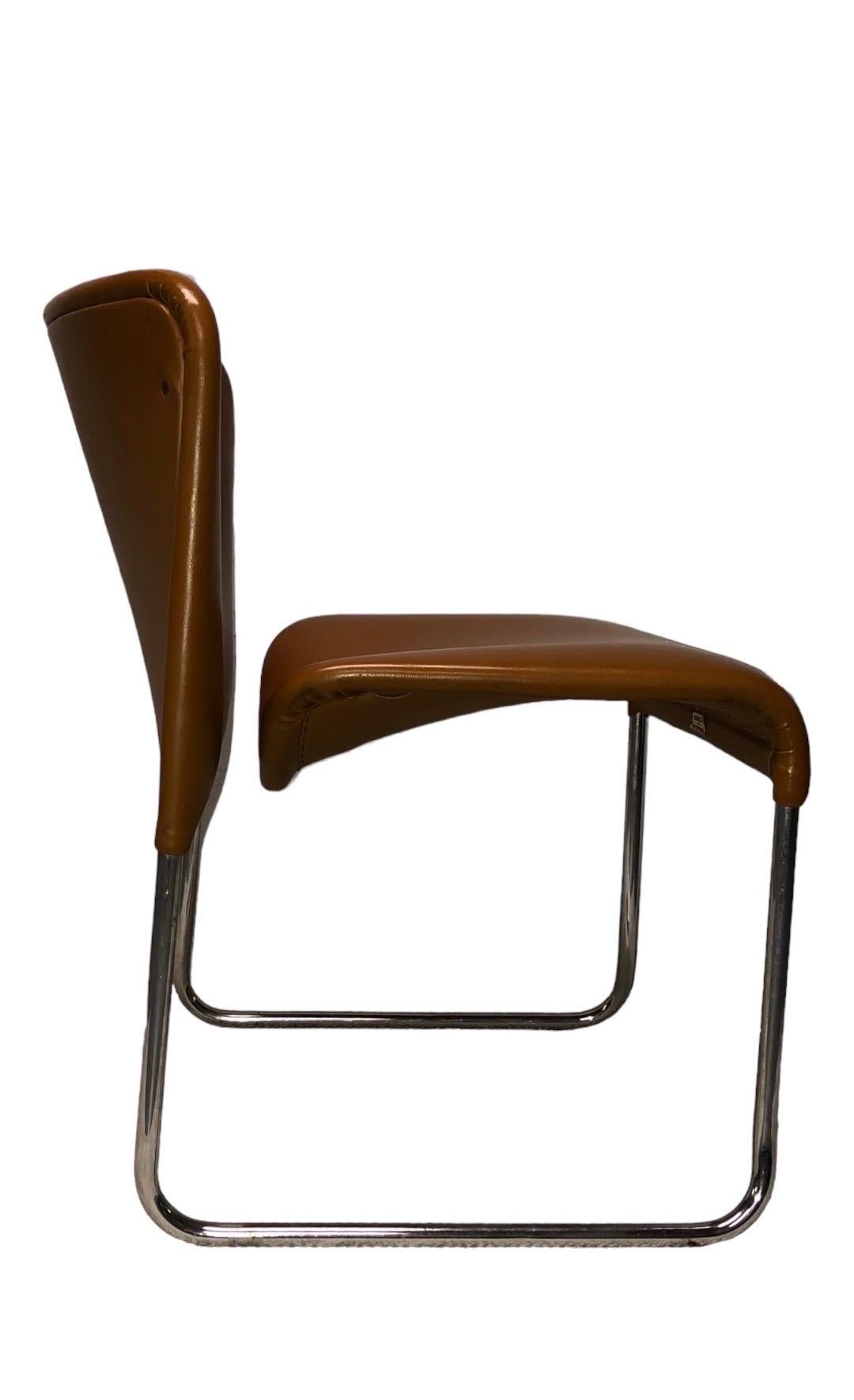 Ensemble de 6 chaises de salle à manger modernes des années 1970 par Marcello Cuneo pour Mobel Italia -Stendig en vente 1