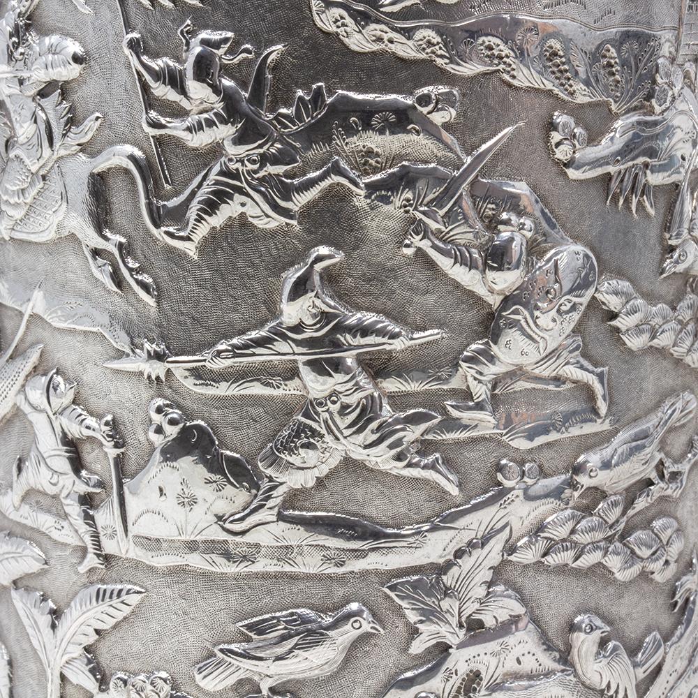 Ancienne chope en argent de l'époque des Qing en vente 7