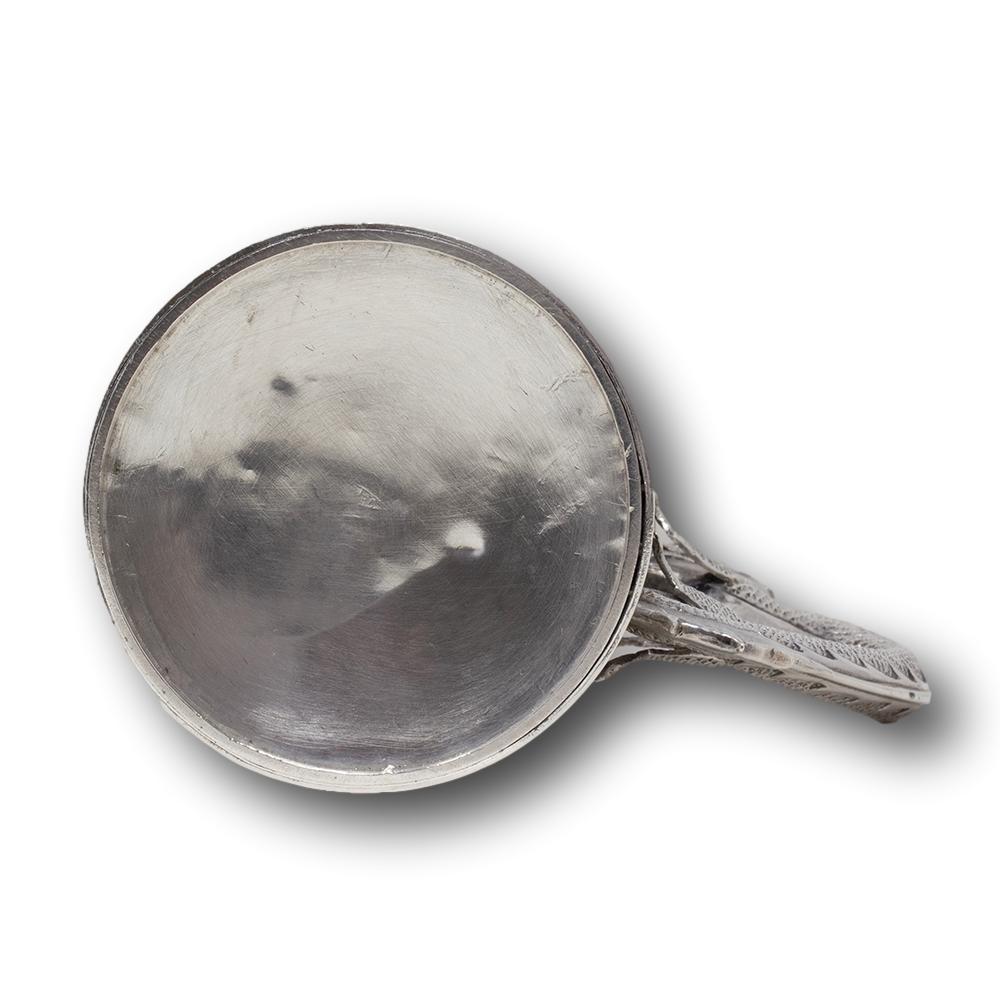 Ancienne chope en argent de l'époque des Qing en vente 11
