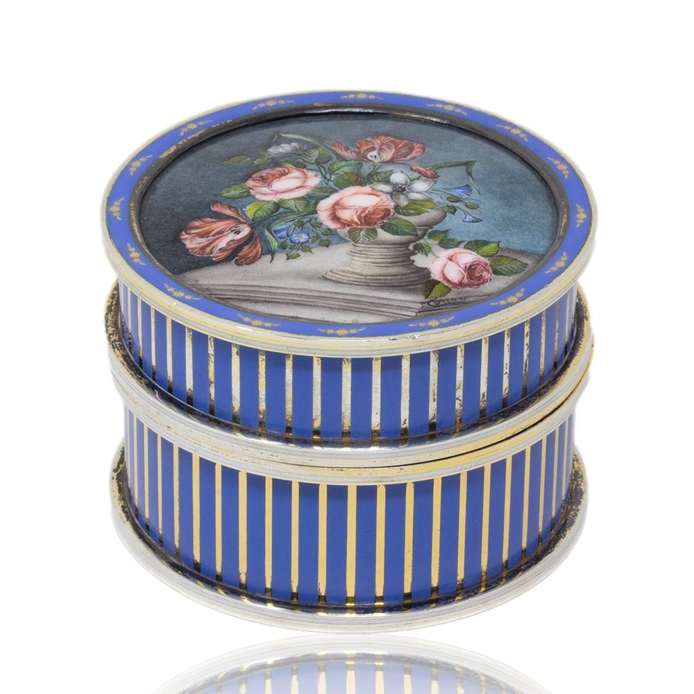 Mid-Century Modern Italian Silver and Enamel Circular Box For Sale