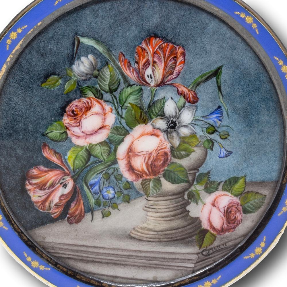 Italian Silver and Enamel Circular Box In Good Condition For Sale In Newark, England