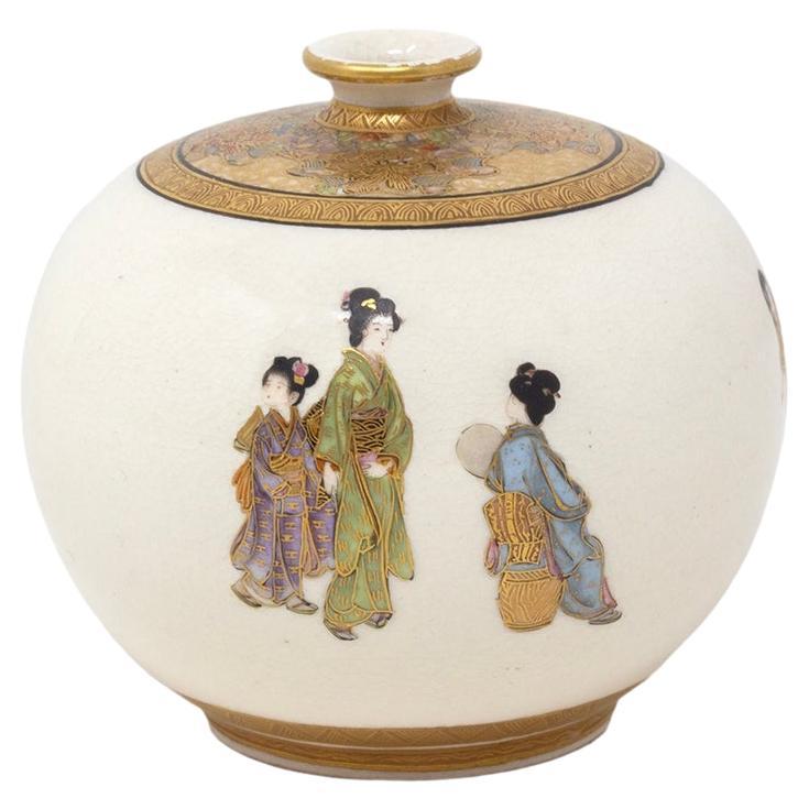 Vase Satsuma japonais ancien de la période Meiji par Kinkozan