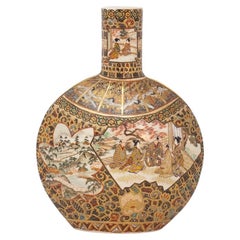 Vaso "Satsuma Moonflask" del periodo Meiji, realizzato da Kawai